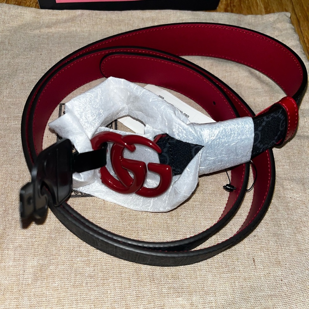 Gucci belts size 115